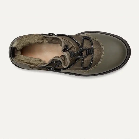 UGG Olive Platform Boots - Picture 4 of 7